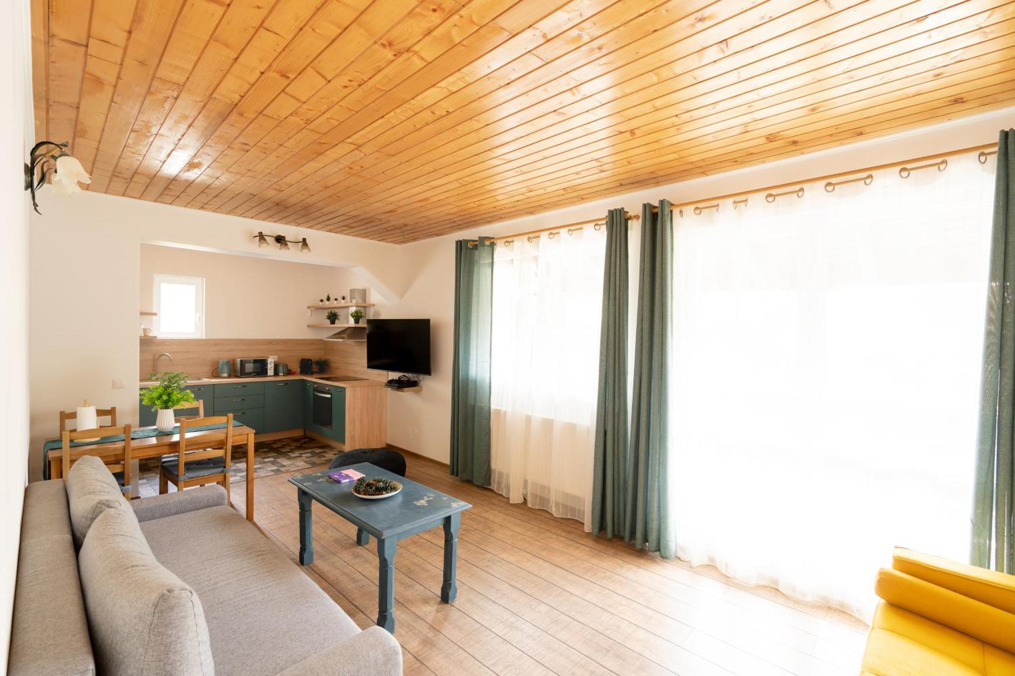 Dinvis Apartments Poiana Brasov Bagian luar foto