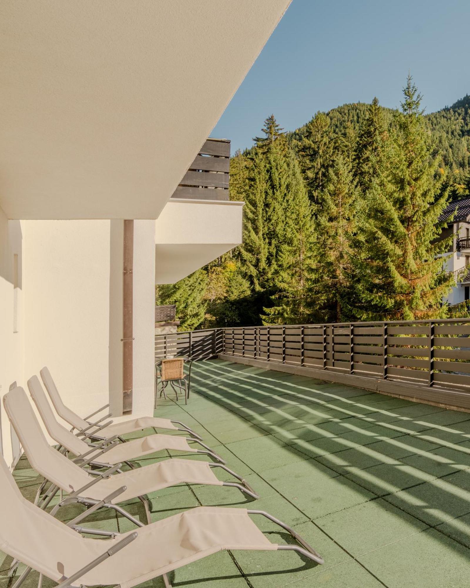 Dinvis Apartments Poiana Brasov Bagian luar foto
