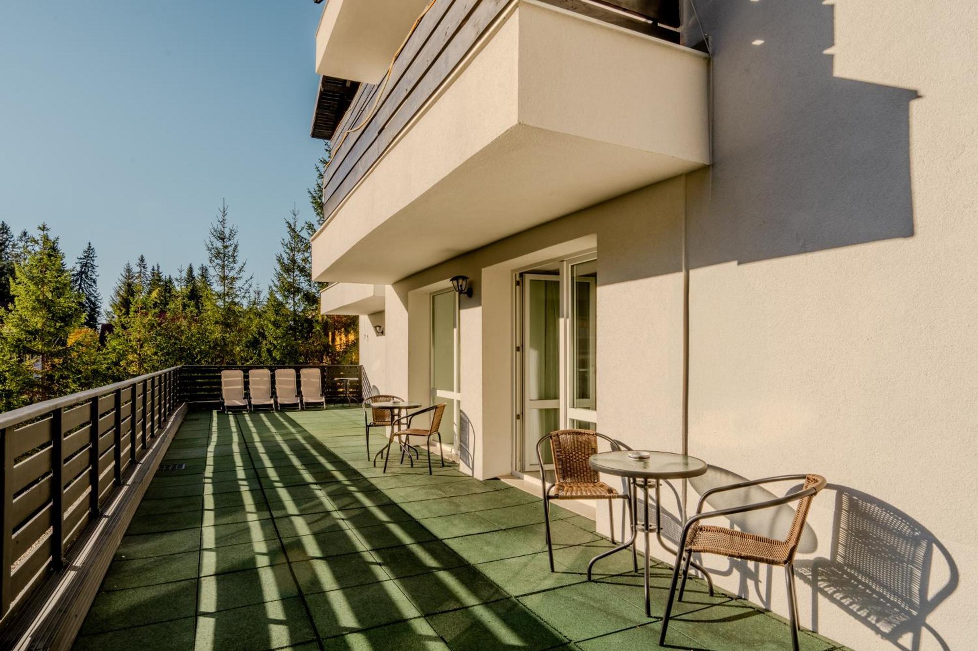Dinvis Apartments Poiana Brasov Bagian luar foto